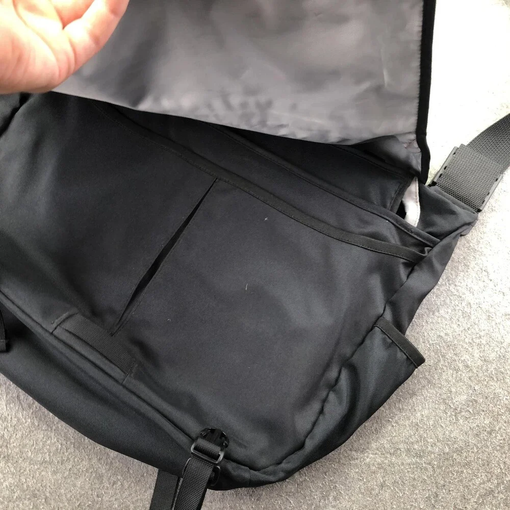 Patagonia black 20